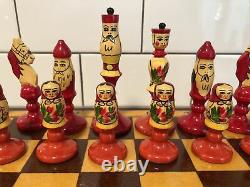 Vintage USSR RUSSIAN Wood Hand Painted Matryoshka Babushka Nested Doll Chess Set