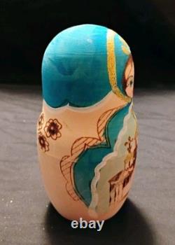 Vtg Beautiful Hand Painted Russian Matryoshka Wooden Nesting Doll Blue & Gold