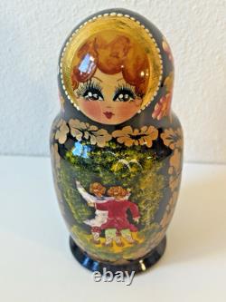 Vtg Carved Russian Nesting Dolls SERGIEV POSAFD Matryoshka FOLKTALE Moscow 1997