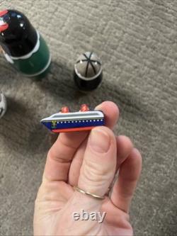 Vtg Disney Cruise Line Russian Nesting Dolls Set Mickey Minnie Goofy Donald Ship