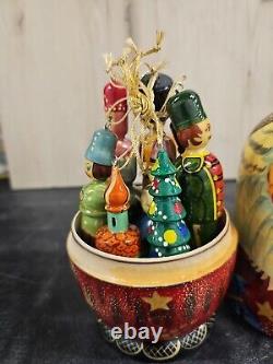 Vtg. Russian Ornament Set 8 Nest Matryoshka Doll Christmas New. S3